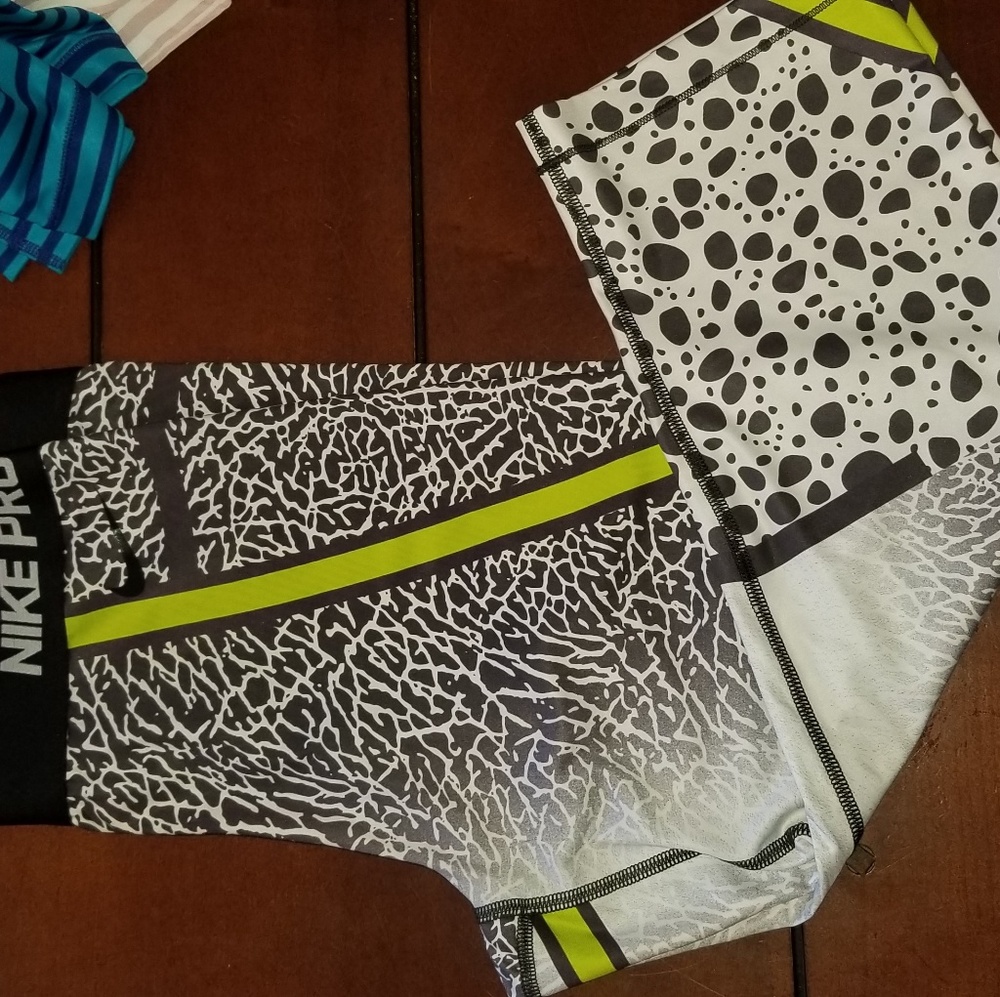 Nike pro leggings rare print